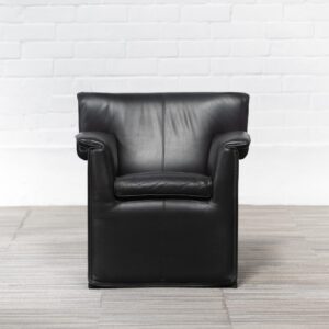 B&B Italia Lauriana Armchair - Afra and Tobia Scarpa
